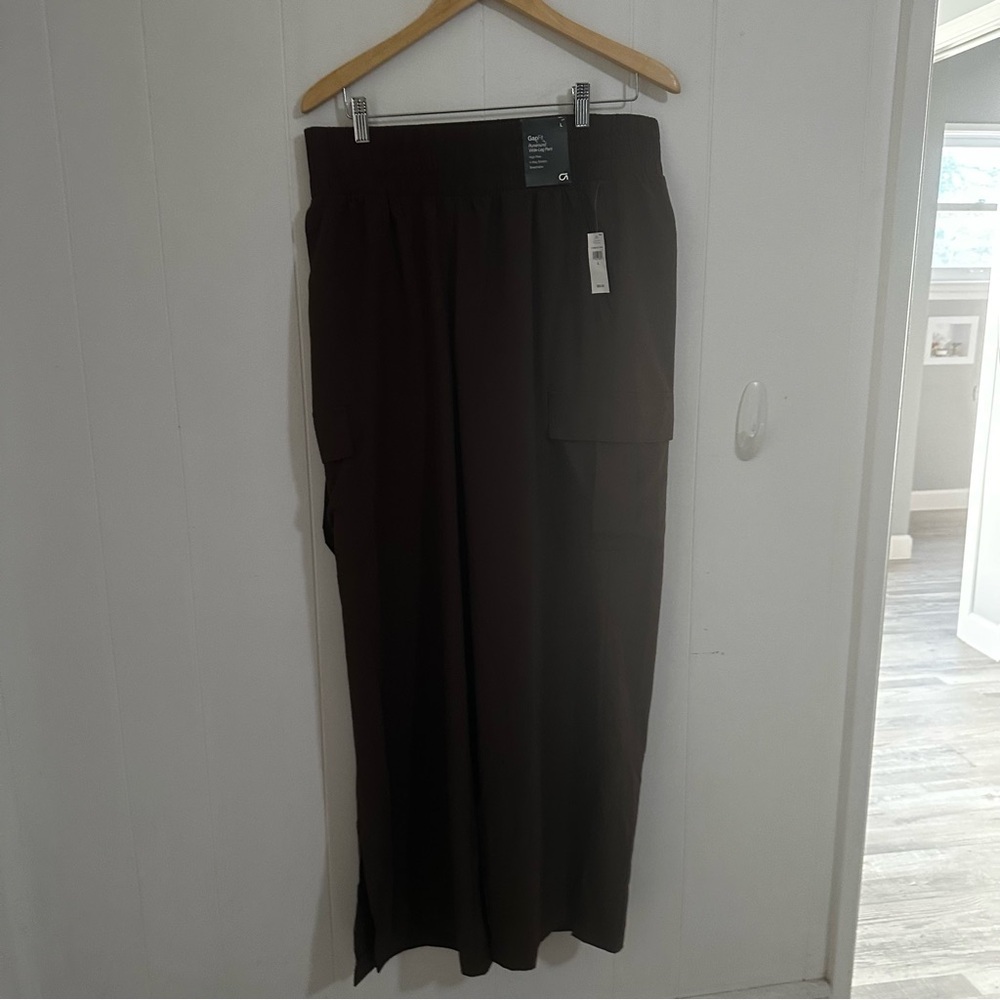 GAP Brown Maxi Cargo  Pants